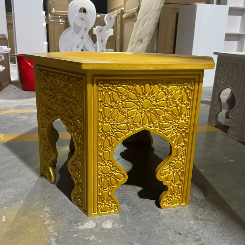 Mesa Redonda Dourada com Padrã - Indian Wedding Decor Supply avaliação e preço
