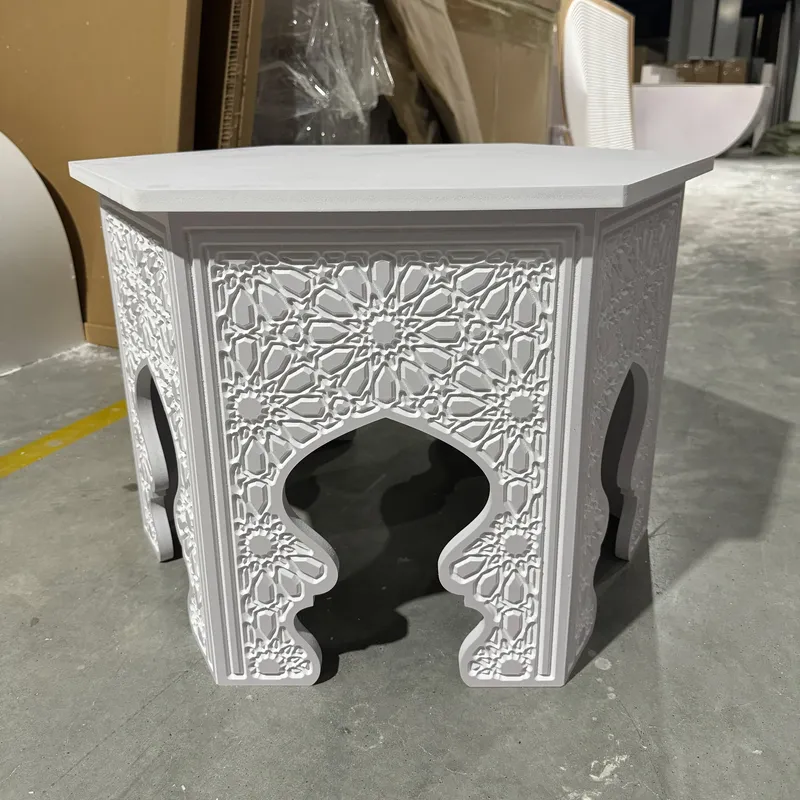 Mesa Redonda Dourada com Padrã - Indian Wedding Decor Supply avaliação e preço